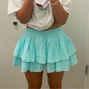 Charming Oaks skirt